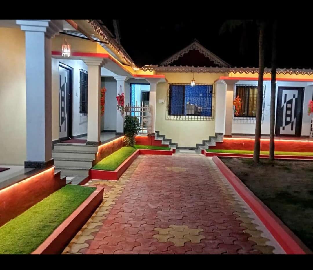 Viswamurti Resorts Chālsa Екстериор снимка